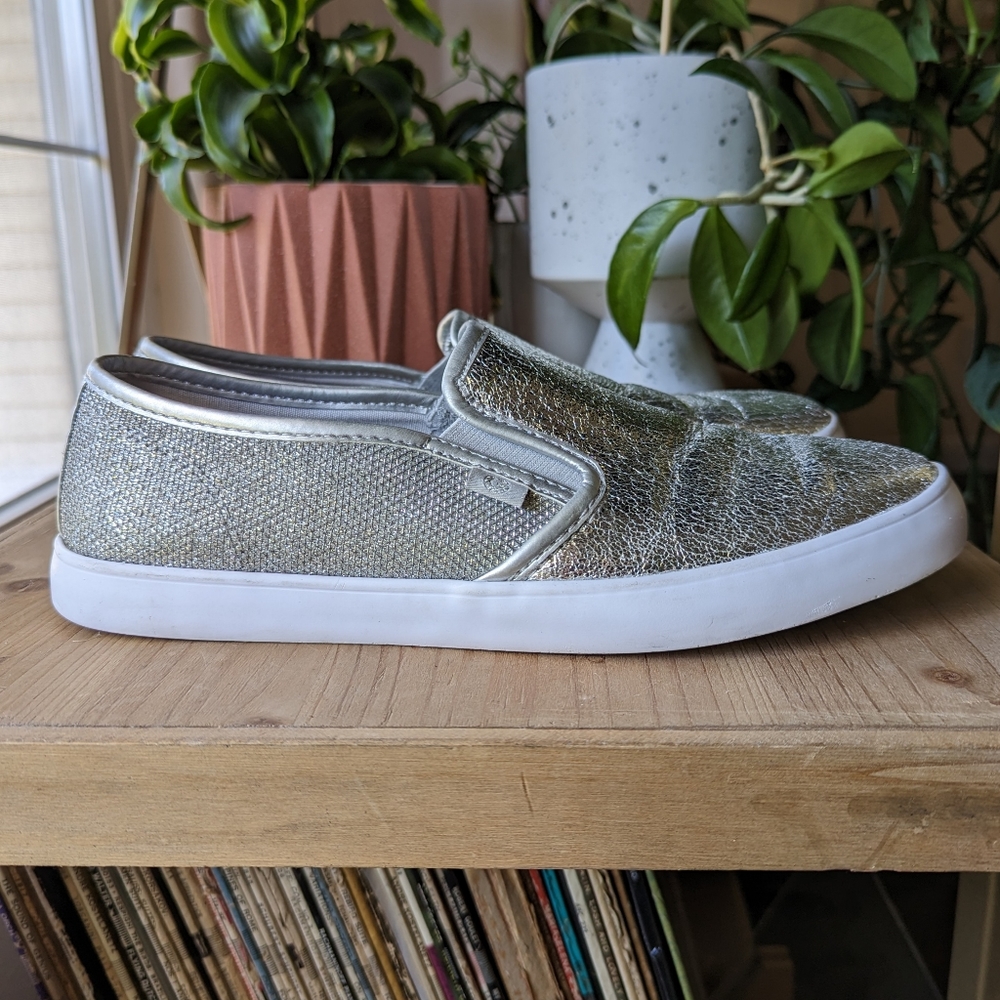 G by Guess Malden Silver Slip-ons - Size 10
